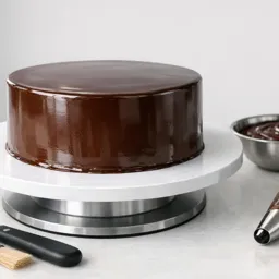 Free Course Image Ganache for Cake Decorating: Beginner Ganaching Techniques
